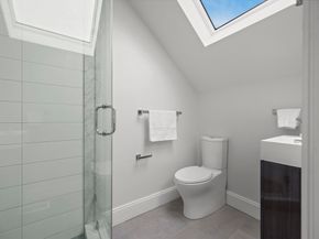 72 Governor Winthrop Rd 2, Somerville MA 02145