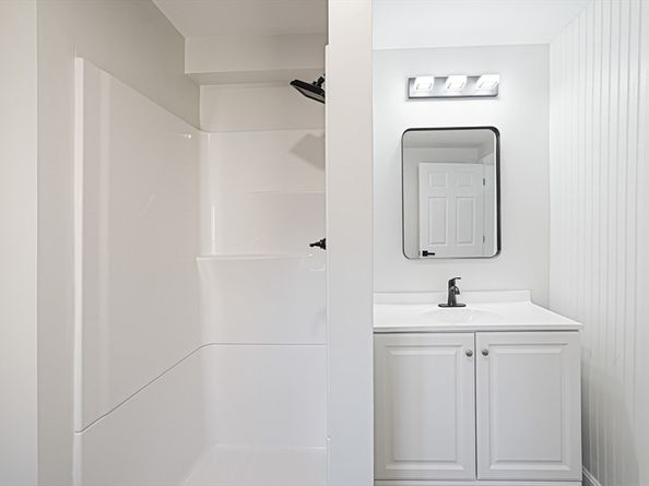 757 Main Street, Southbridge MA 01550