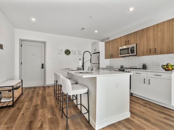 203 Lowell St. 306, Wilmington MA 01887