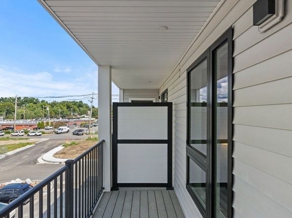 203 Lowell St. 306, Wilmington MA 01887