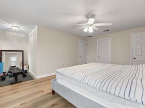 13 Plain St, Upton MA 01568