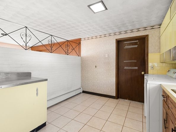 42 Coolidge Road, Danvers MA 01923