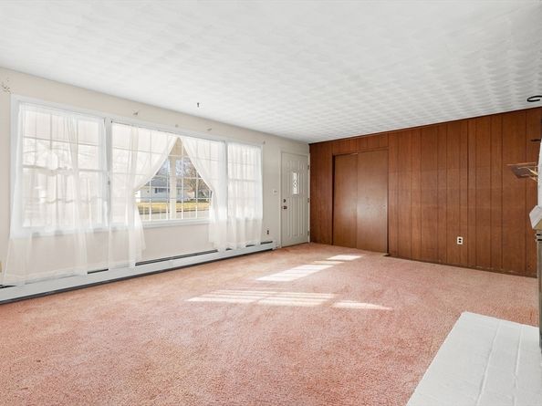 42 Coolidge Road, Danvers MA 01923