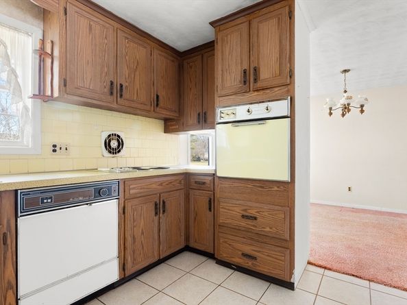 42 Coolidge Road, Danvers MA 01923