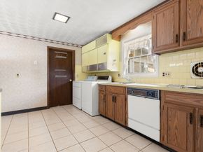 42 Coolidge Road, Danvers MA 01923