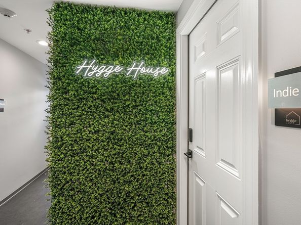 11 Charter St, Newburyport MA 01950