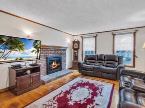 143 Charlton Rd, Dudley MA 01571