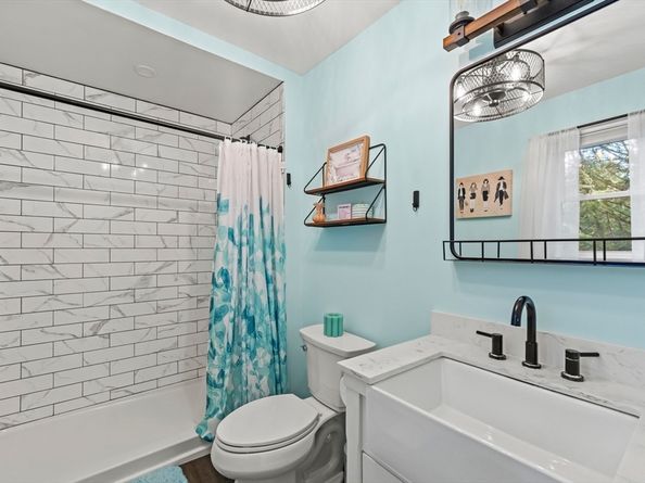 168 Upton Street 8, Grafton MA 01519