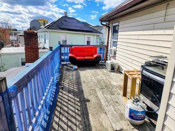 74 Garfield Ave, Revere MA 02151