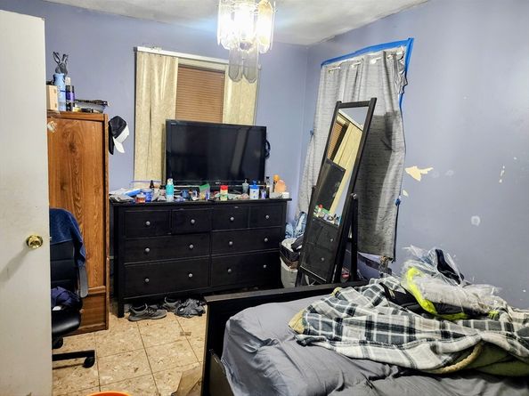 74 Garfield Ave, Revere MA 02151