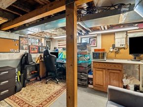 11 Cogswell Rd, North Reading MA 01864