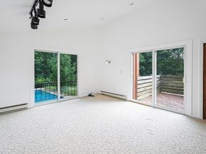 17 Crowningshield Dr, Paxton MA 01612