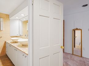 17 Crowningshield Dr, Paxton MA 01612