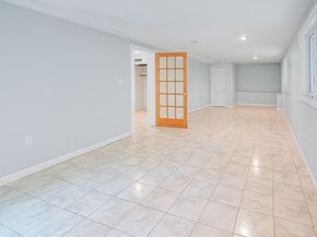 17 Crowningshield Dr, Paxton MA 01612