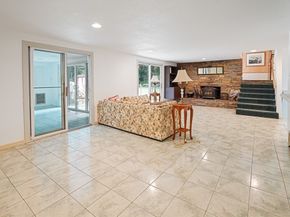 17 Crowningshield Dr, Paxton MA 01612