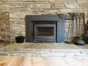 17 Crowningshield Dr, Paxton MA 01612