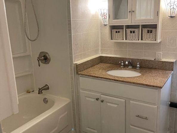 252 Newbury Street 71, Peabody MA 01960