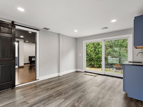 11 West Bradstreet Rqad, North Andover MA 01845