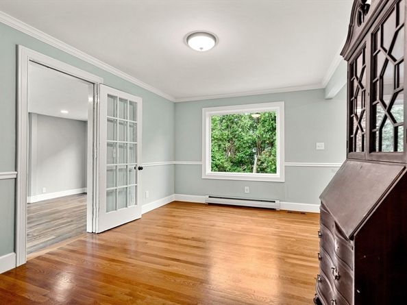 11 West Bradstreet Rqad, North Andover MA 01845