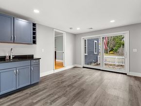 11 West Bradstreet Rqad, North Andover MA 01845