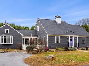 11 West Bradstreet Rqad, North Andover MA 01845