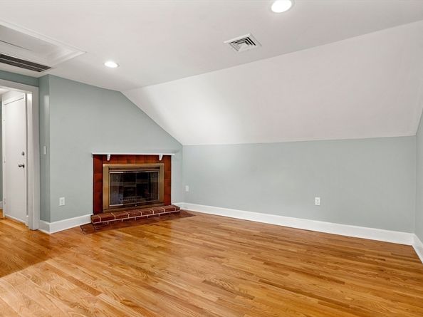 11 West Bradstreet Rqad, North Andover MA 01845