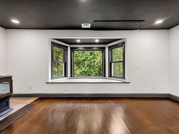 11 West Bradstreet Rqad, North Andover MA 01845