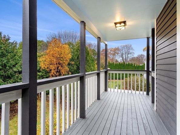 11 West Bradstreet Rqad, North Andover MA 01845