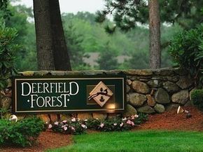 26 Walden Drive 4, Natick MA 01760