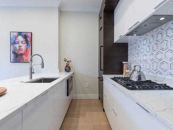 577 Massachusetts C, Boston MA 02118