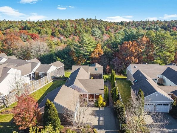 16 Rebeccas Landing 16, Plymouth MA 02360