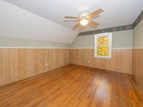 20 Elm Pl, Whitman MA 02382