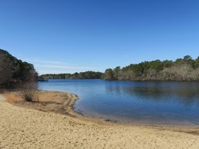 108 Lake Ave, Wareham MA 02538