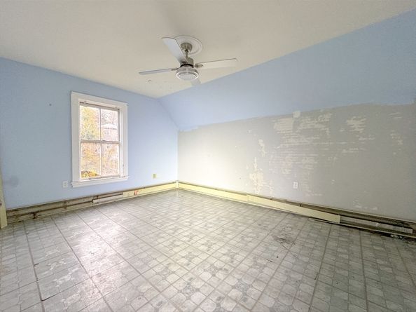 90 Albee St, Fitchburg MA 01420