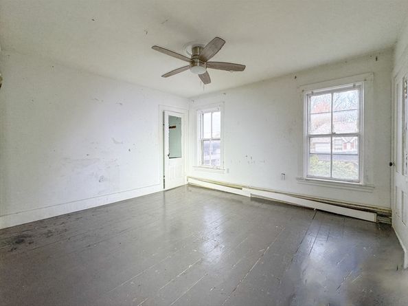 90 Albee St, Fitchburg MA 01420