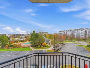 10 Seaport Dr 2311, Quincy MA 02171