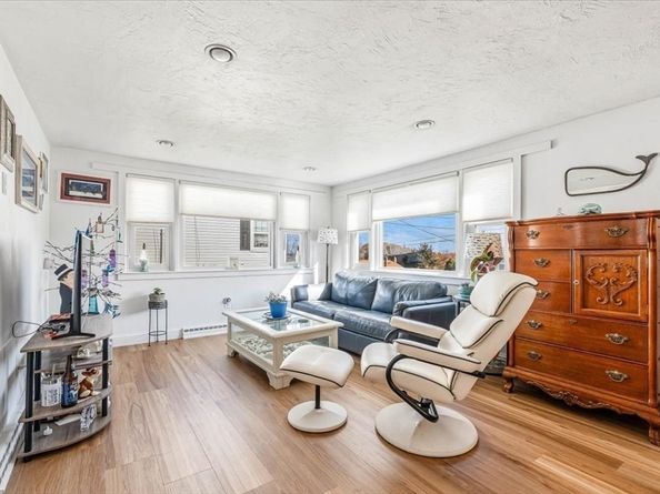 65 Hilltop Ave, Plymouth MA 02360