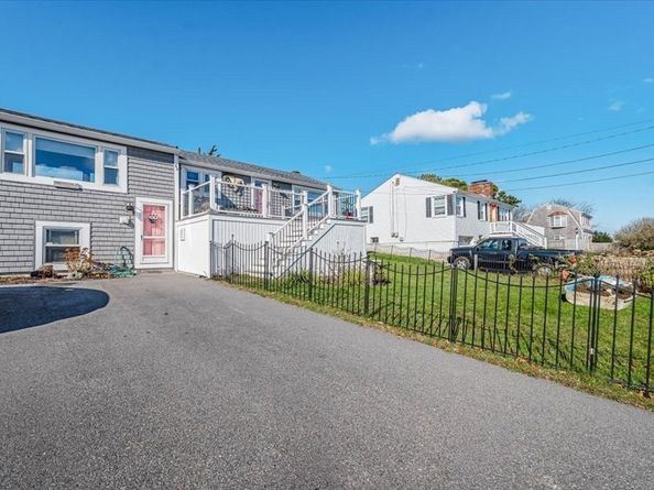 65 Hilltop Ave, Plymouth MA 02360