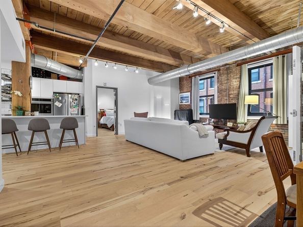 9 West Broadway 206, Boston MA 02127