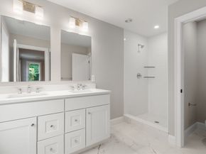 31 Danielle's Way, Worcester MA 01606