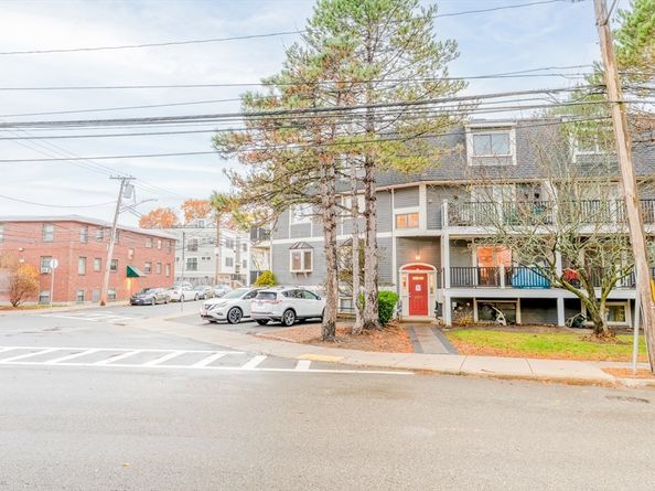 4873 Washington St 1, Boston MA 02132