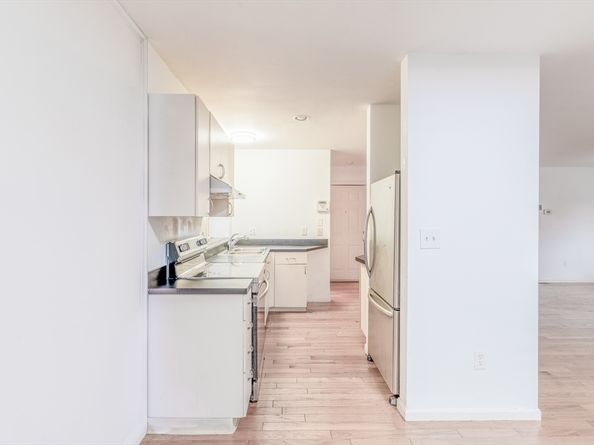 4873 Washington St 1, Boston MA 02132