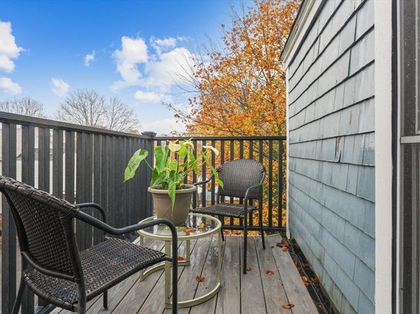 1 Hill St 1, Newburyport MA 01950