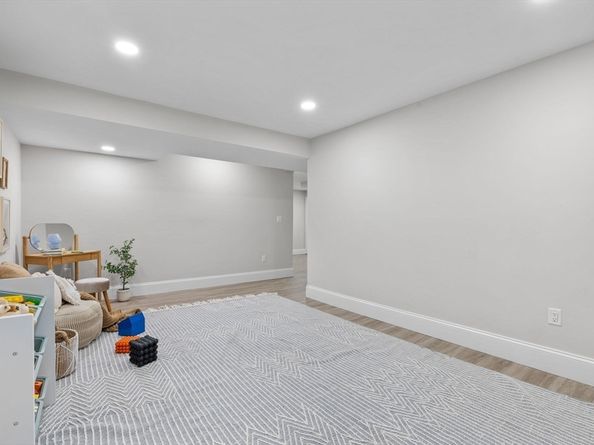 89 Wildwood St, Winchester MA 01890