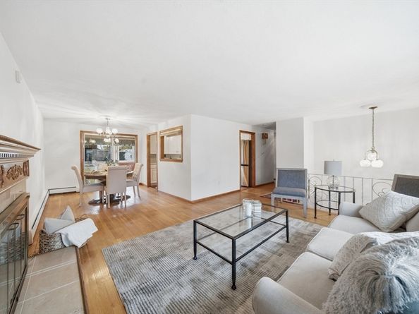 12 Cassidy Drive, Woburn MA 01801