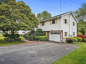 12 Cassidy Drive, Woburn MA 01801