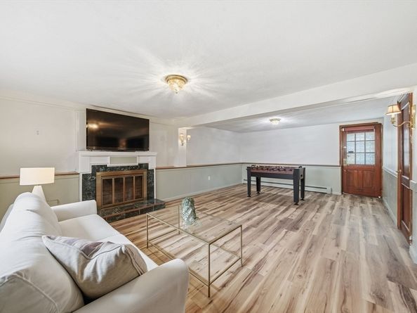 12 Cassidy Drive, Woburn MA 01801