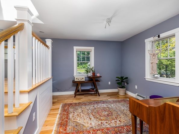 15 Lindsey Street, Marblehead MA 01945