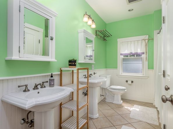 15 Lindsey Street, Marblehead MA 01945