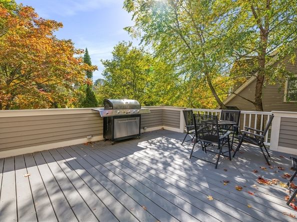 126 Summer 126, Watertown MA 02472